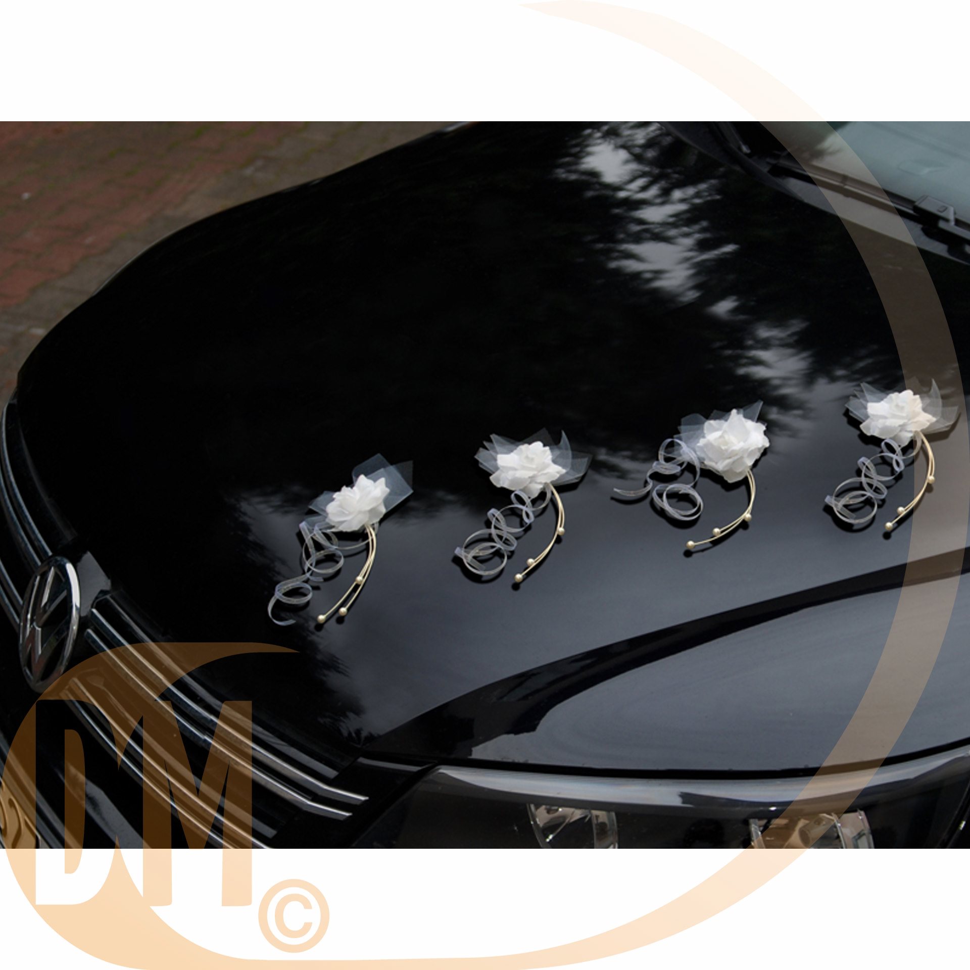 Rose blanche pour voiture de mariage
