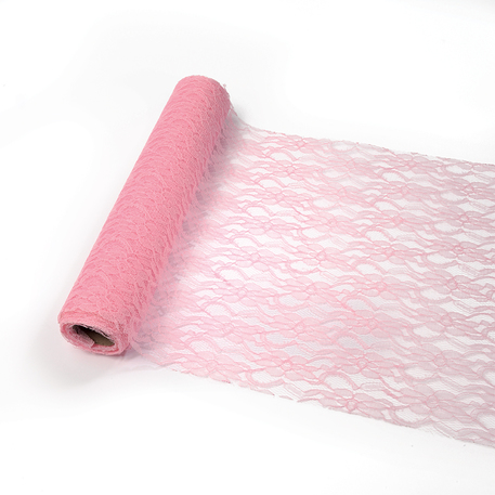 Chemin de table fa�on dentelle r�tro