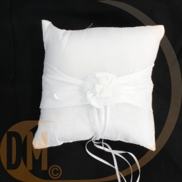 Coussin porte alliances blanc fleur organza