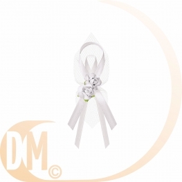 Boutonni�re avec roses par 6